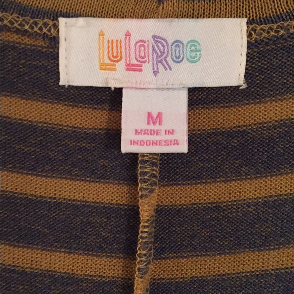 ✨Lularoe medium duster✨ - Picture 3 of 8